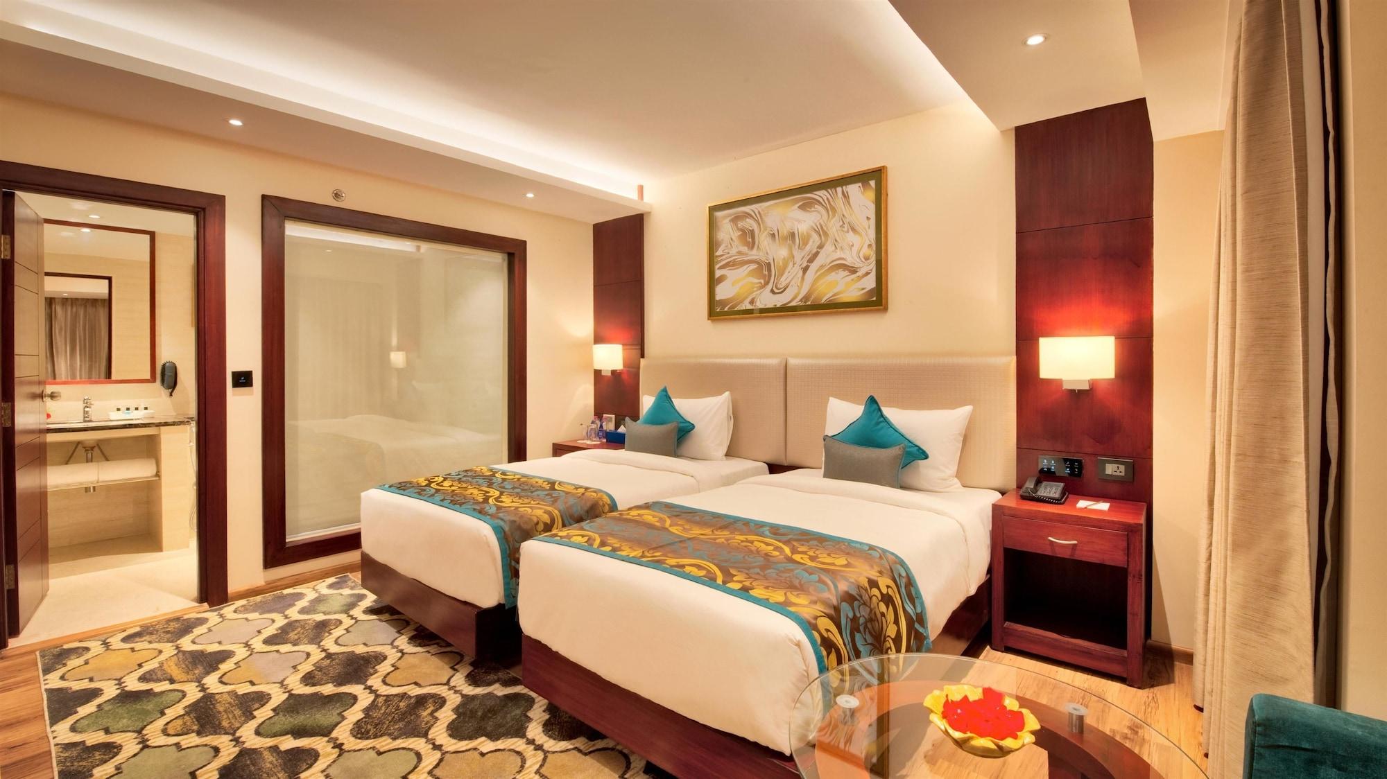 Golden Tulip Essential Jaipur Hotell Exteriör bild