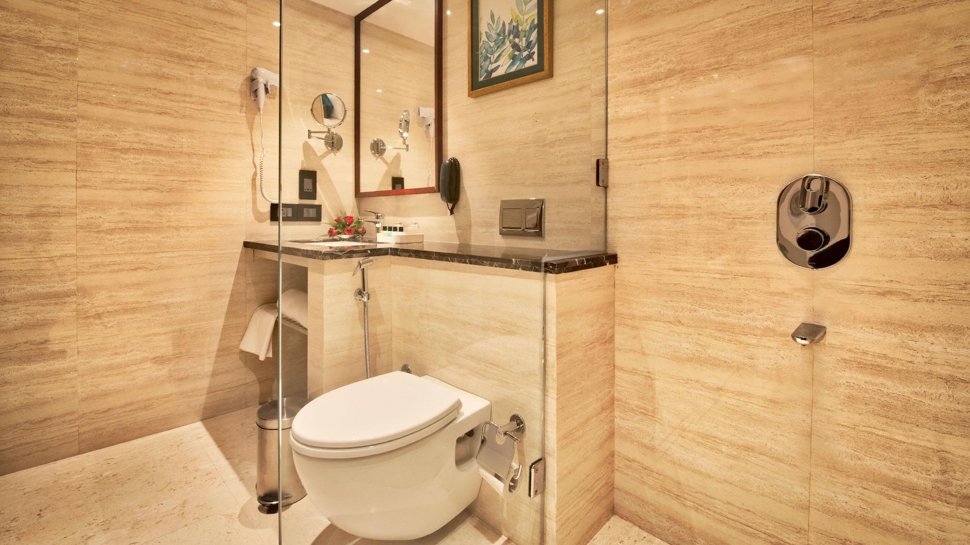Golden Tulip Essential Jaipur Hotell Exteriör bild